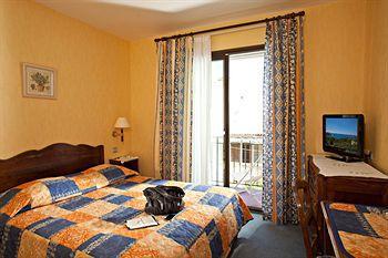 Hotel Le Provencal Renove En 2025 - Bord De Mer Hotel Hyères
