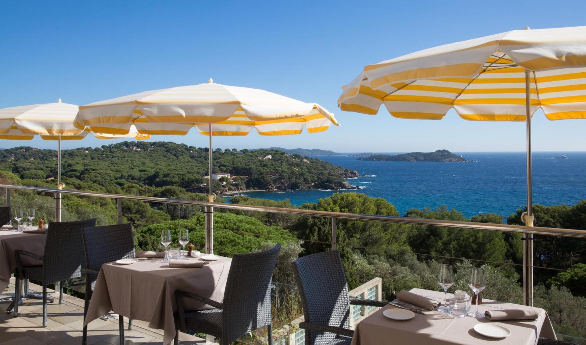 Hotel Le Provencal Renove En 2025 - Bord De Mer Hotel 3*