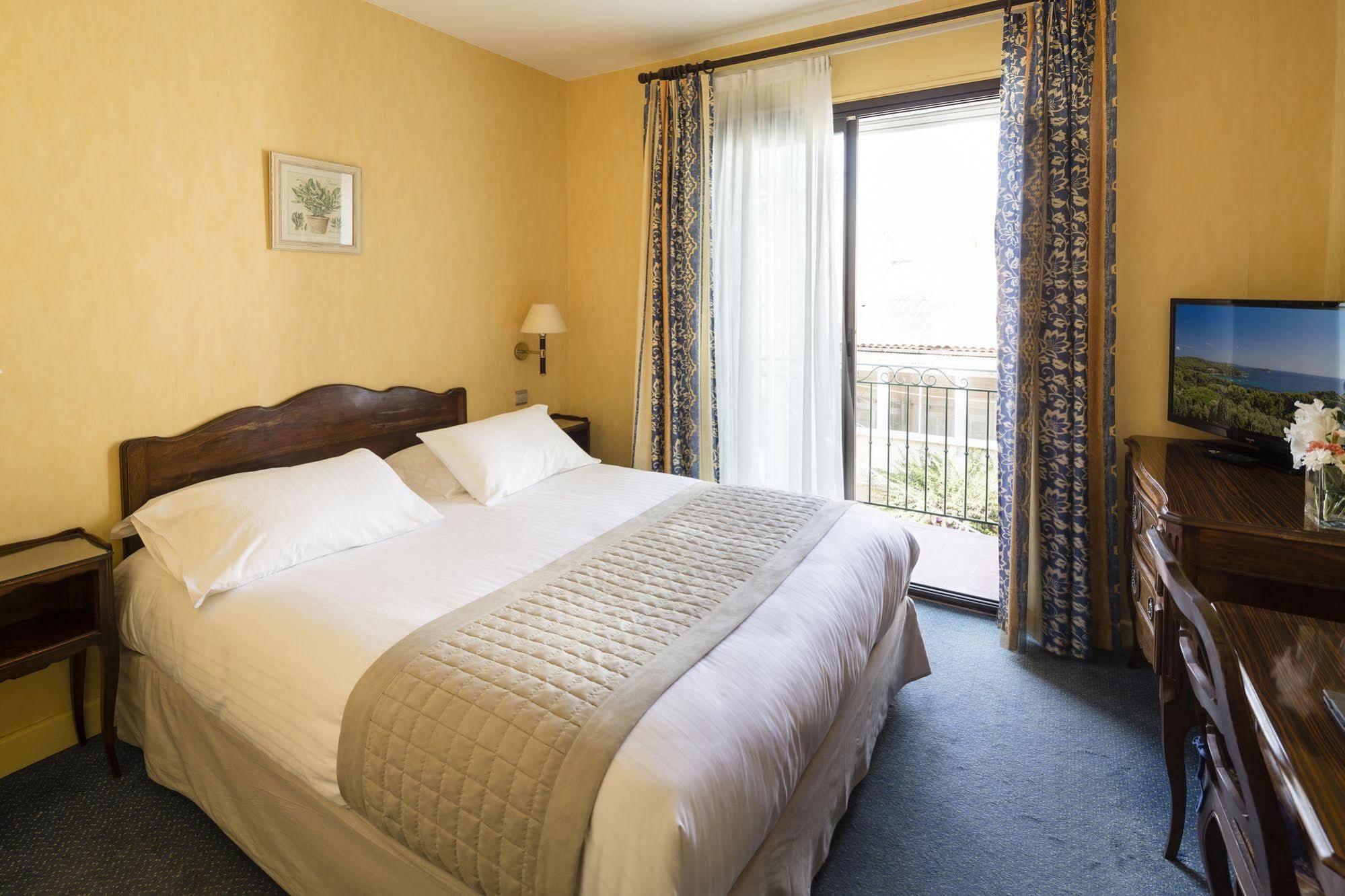 Provençal Hotel 3*